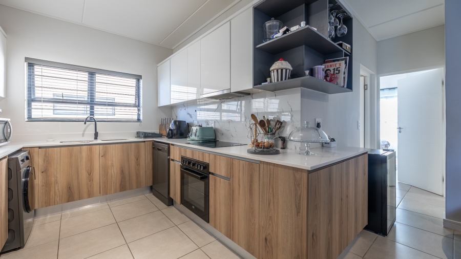 3 Bedroom Property for Sale in Sandown Western Cape